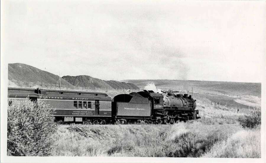 A photograph of passenger train 311 moving through the Pullman Junction towards Lewiston