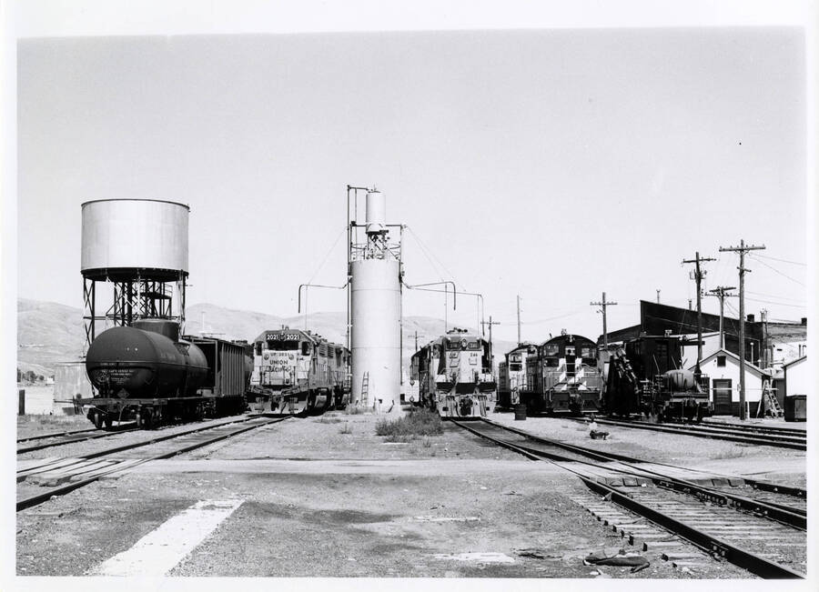 A photograph of the Camas Prairie engine facilities at Lewiston, Idaho.