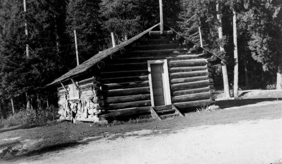 Powell Ranger Station, Photographer Unknown, 1954-09-13