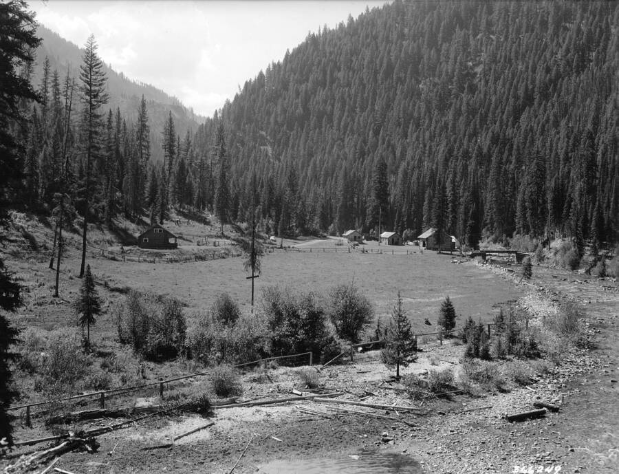 Deep Creek Ranger Station, Deep Creek, Bitterroot National Forest, Idaho, Swan, K.D., 1938