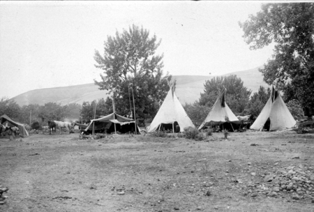Nez Perce encampment in 1899 in Spalding, Idaho.