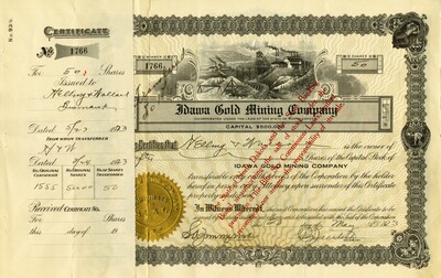 Helling & Wallace Bismarck was the owner of fifty shares.