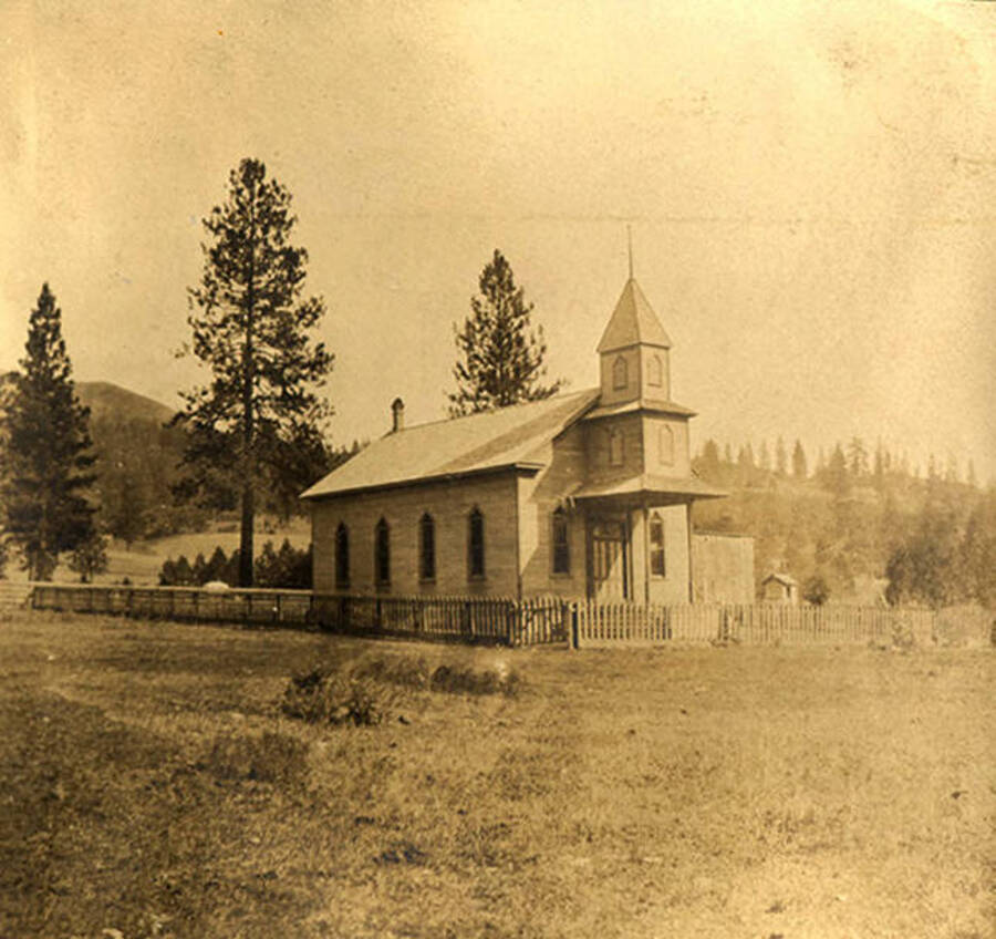 The photo caption reads: 'Presbyterian Church (Indian) Kamiah, Idaho.'