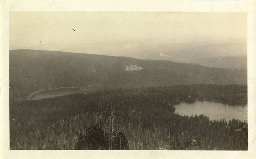 A scenic view of Fish Lake (left) and Sheepeater Lake (right) in the Chamberlain Basin. Photograph taken from the trail looking east from near Sheepeater Lookout.
