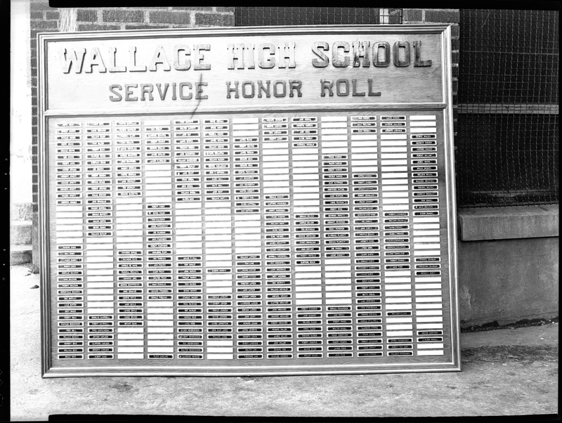 Photo of the Wallace High School Service Honor Roll. There is a list of names on the board and some blank spaces.