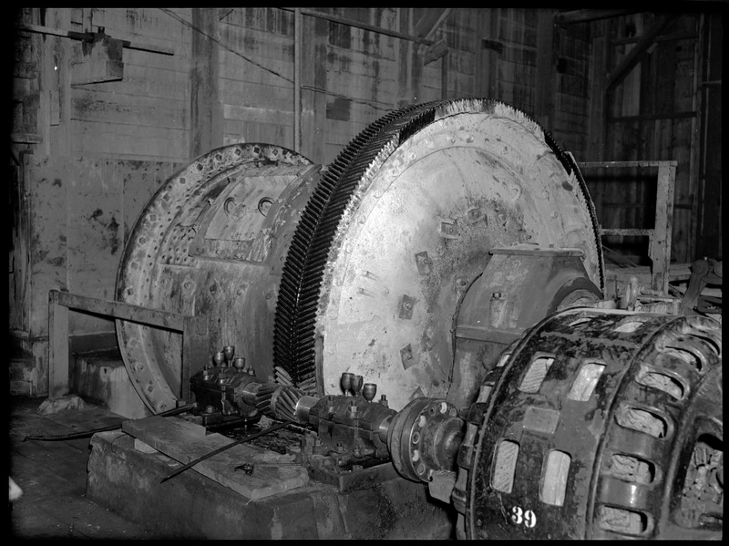 An ore grinding mill belonging to the Hercules Mining Company in Burke, Idaho.