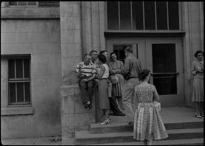 People talking during the Wallace High School class of 1940 20th reunion.
