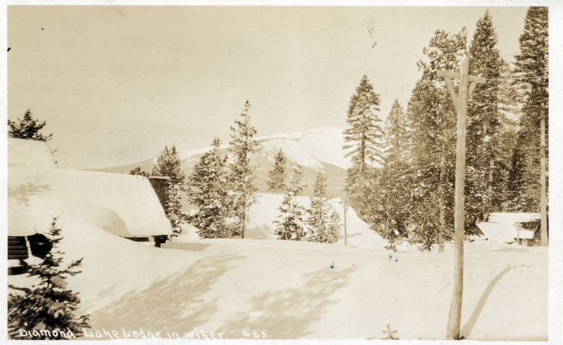 Diamond Lake Lodge in winter