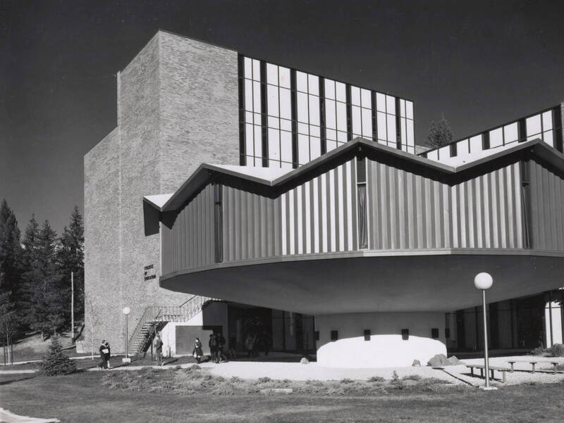 1970 photograph of the Education Building. Kiva center. Students can be seen to the left.