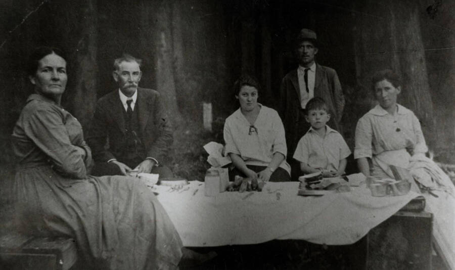 From left: Louisa Hale, George P. Hale, Inez Hale, Artie Hale (standing), Lee Witty, and Gertrude Hale Witty.