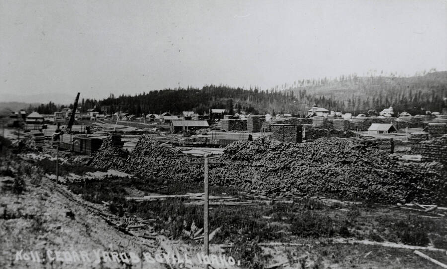 The cedar yard about 1916. The Chapin office, which stood near the center of the yard, is seen at the right. This photo was taken from the Milwaukee section house.