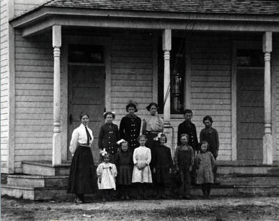 Left to right, back: Lilly Liner, Atlee Wilkins, Nona Wilkins, Floyd Lawrence, Ray Kennedy. Front: Anna Marie Anderson (teacher), Myrtle Compo, Mary Wilkins, Gladys Miller, Esther Liner, Eddie Kennedy, Hilda Liner.