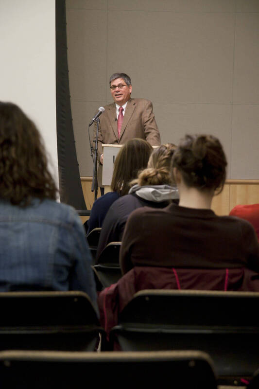 Photograph  6 of Mark Trahant's Colloquium Talk 'The full spectrum in a wheel: Less, more and the opposite spoke.' Mark Trahant is Editor-in-Residence for the School of Journalism and Mass Media and a member of Idaho's Shoshone-Bannock Tribe. Pictured: Mark Trahant.