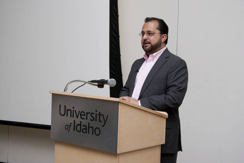 Photograph  1 of Marco Deyasi's Colloquium Talk 'Community Without Borders: Symbolism, Theosophy, and Anti-Colonialism in France, 1880-1910.' Marco Deyasi is Assistant Professor of Art and Design. Pictured: Marco Deyasi.