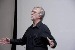 Photograph  2 of James Foster's Colloquium Talk 'Why the classics matter: ancient Greece and the modern university.' James Foster is Professor of Biology and Computer Science. Pictured: James Foster.