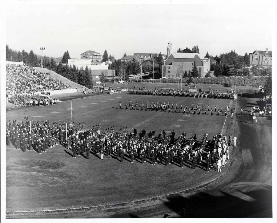 Marching band at a Homecoming game. Donor: U of I Photo Center.