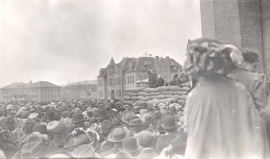 Crowd assembled on University of Idaho campus to hear Roosevelt speak. In background are the old Engineering Building and Ridenbaugh Hall.