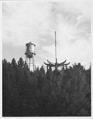 I Tank under construction.