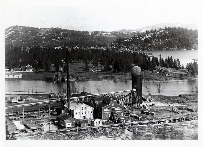 A picture of B.R. Lewis Lumber Company sawmill located in Coeur d'Alene, Idaho.
